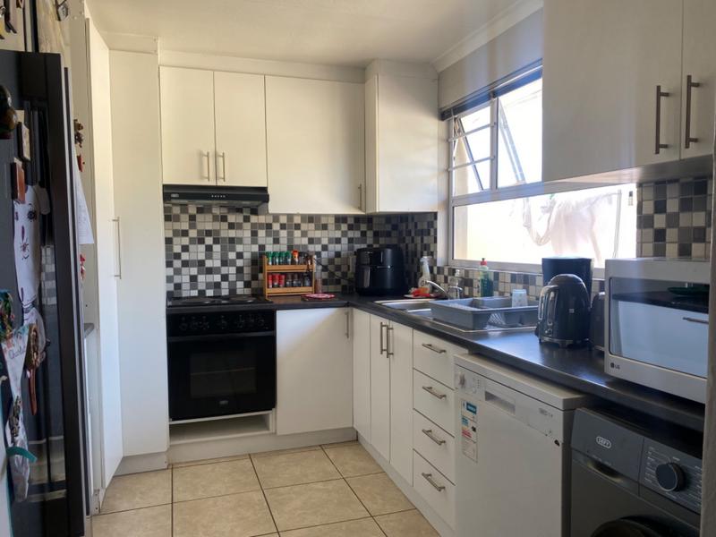 To Let 3 Bedroom Property for Rent in Kirstenhof Western Cape